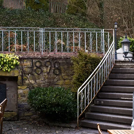 게스트하우스 Altes Bierhaus 아르츠바흐