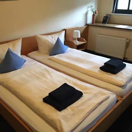 Altes Bierhaus 2* 아르츠바흐